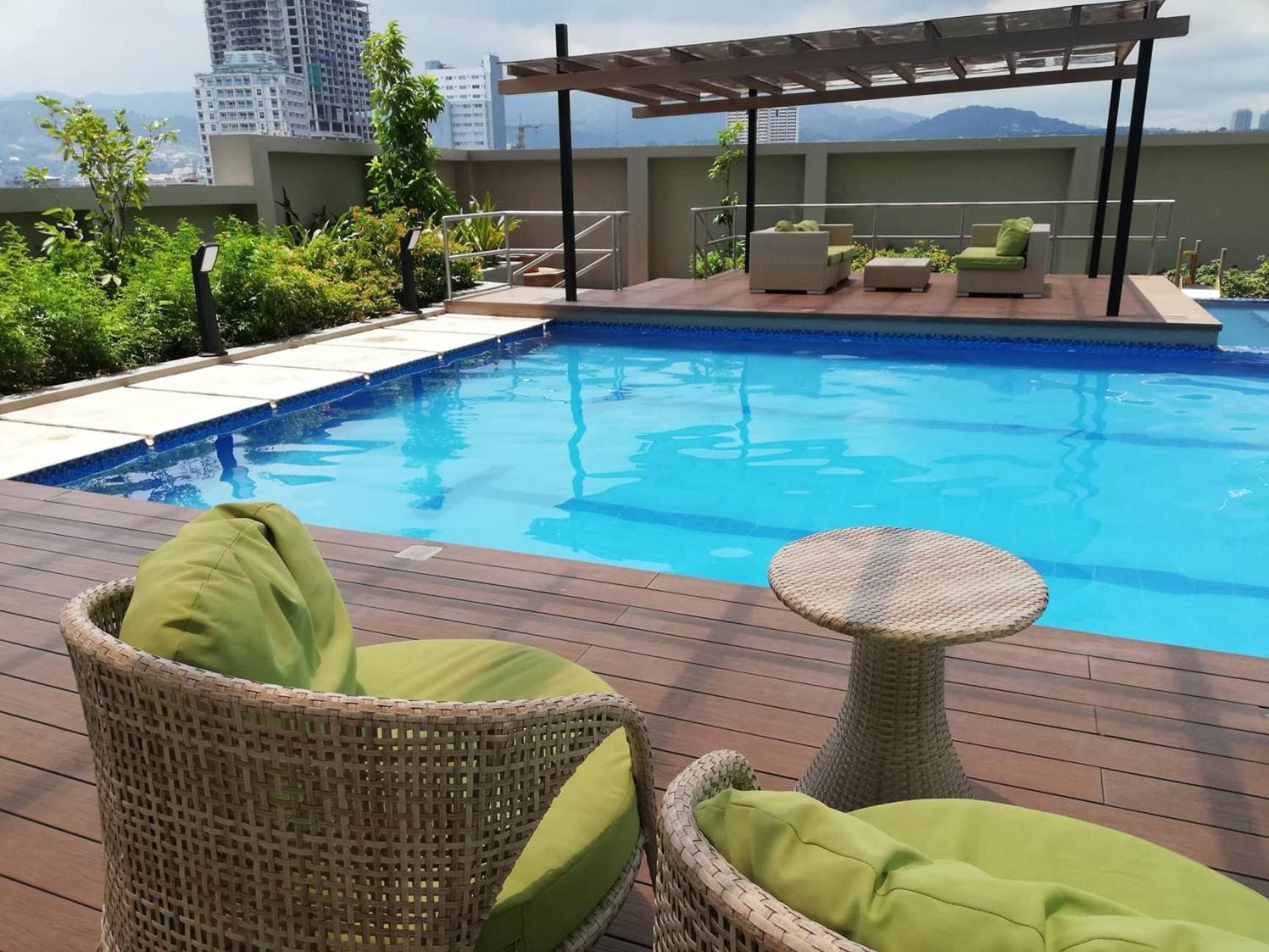 Jdt'S Condo At Horizons 101 Cebu Екстер'єр фото